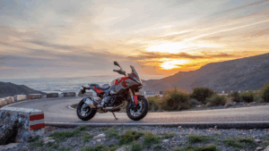 Nova BMW F900 XR 2026