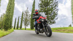 Detalhes da Yamaha Tracer 7 2026