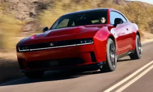 Dodge Charger 2026: Por que o motor 6 cilindros desafia a tradição V8
