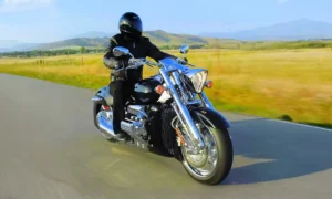 Motos Cruiser Japonesas: Como 10 Modelos Redefiniram o Segmento Domina do pelos EUA